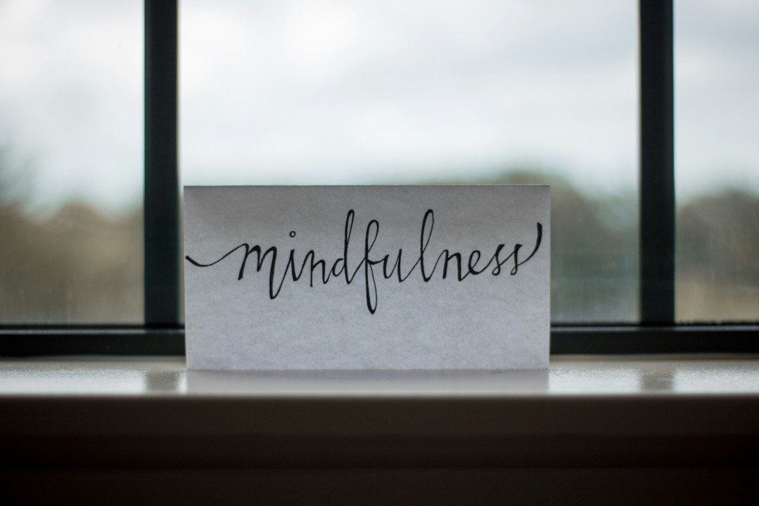 A card says "mindfulness".